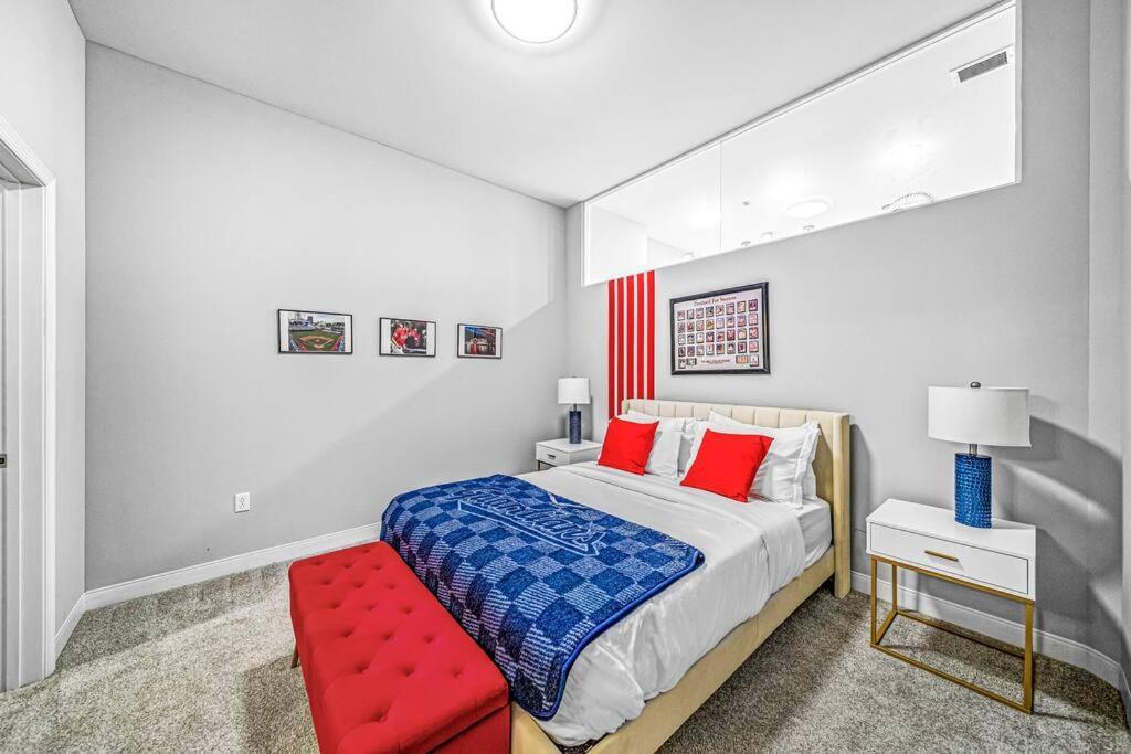 2Br Unit In The Heart Of Dt With View Of Playhouse Square, Pool & Gym Access- 305 Apartment Cleveland Exterior photo